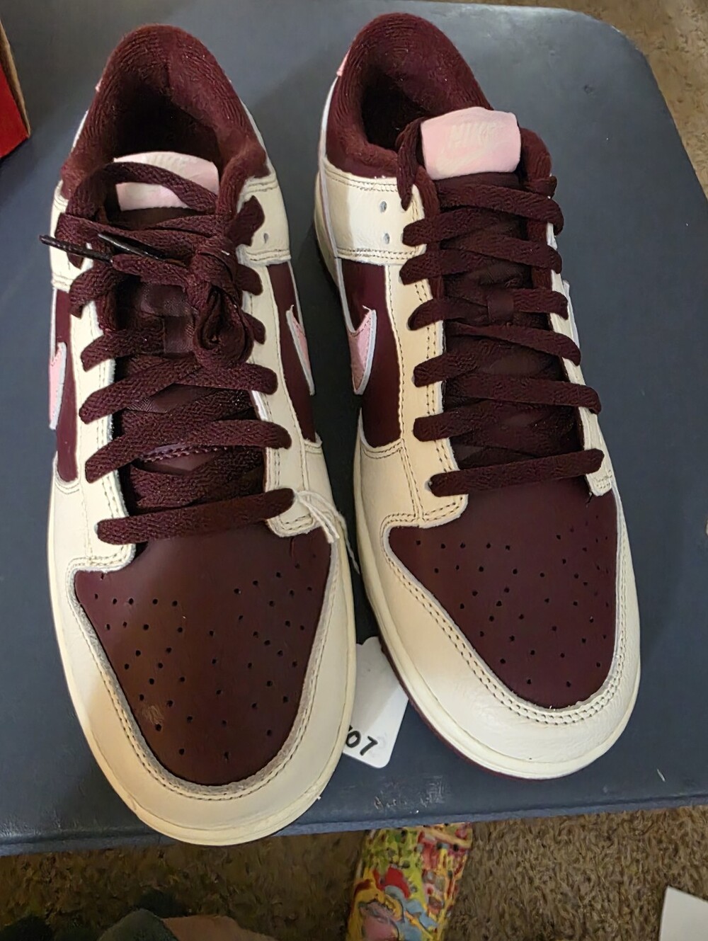 Nike Dunk Low Retro Valentines Day, Size 10.5m New.  in Burgundy and Cream